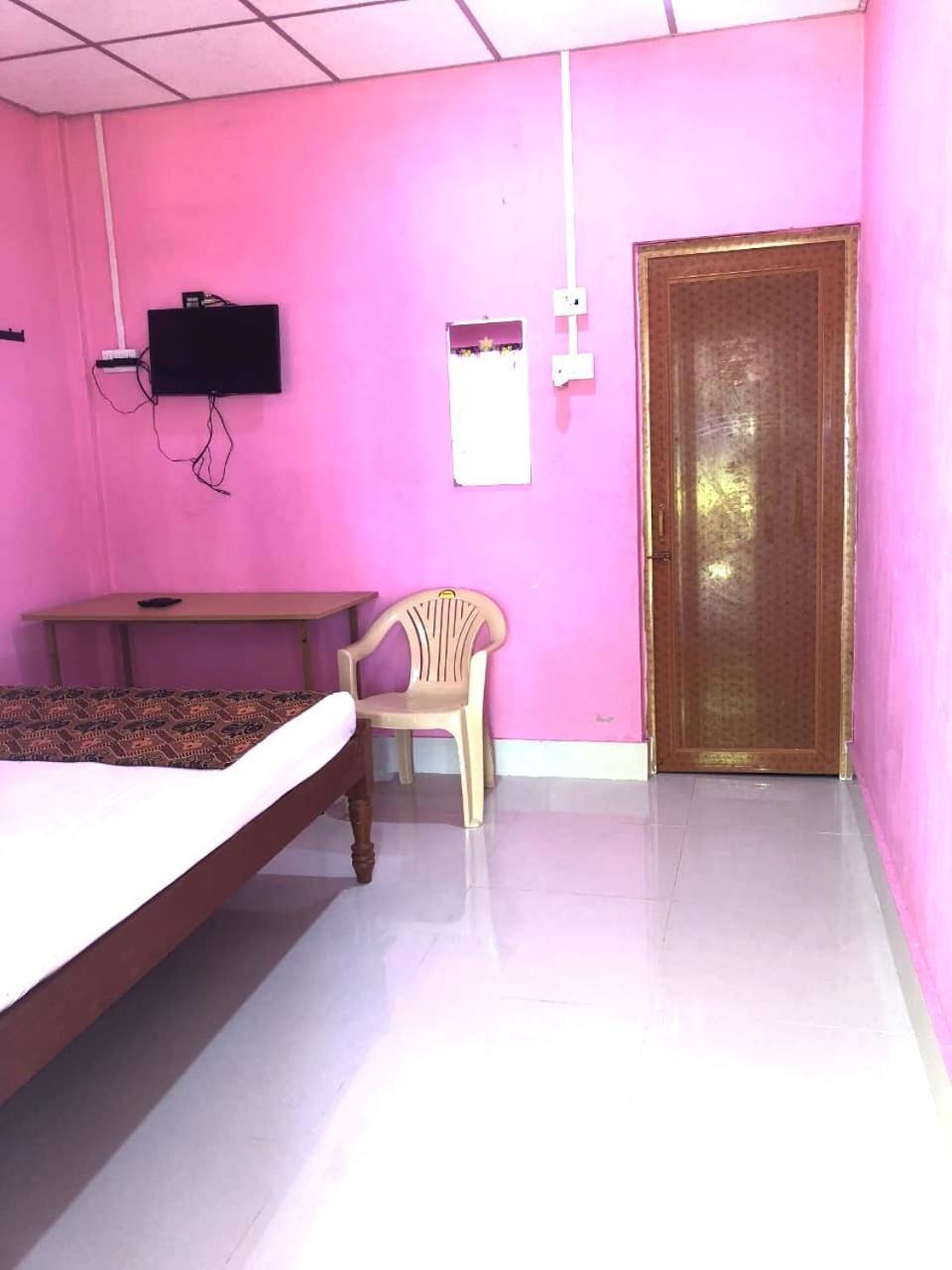 Blue Bird Residency Hotel Lakshmanpur Exterior foto
