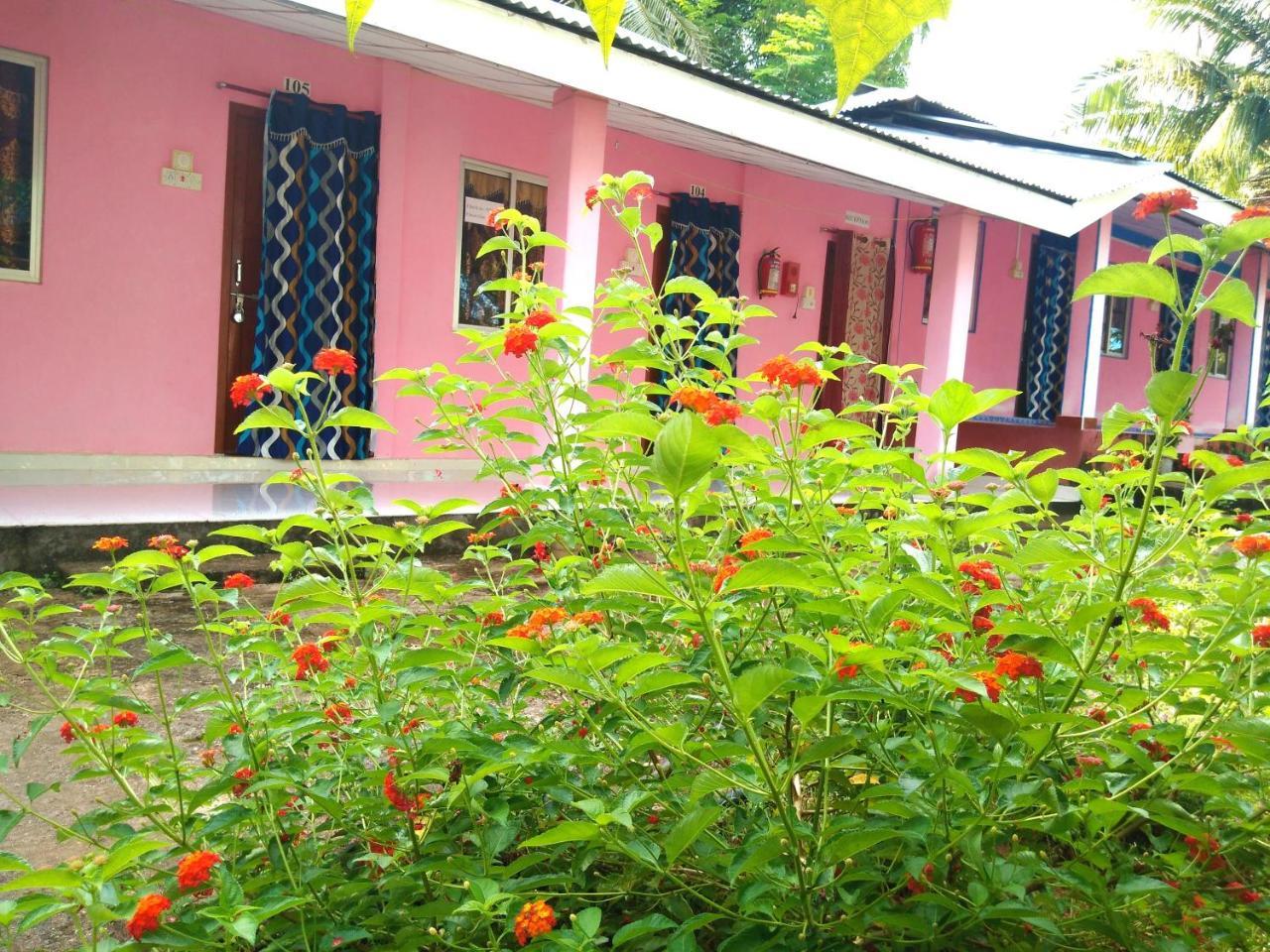 Blue Bird Residency Hotel Lakshmanpur Exterior foto